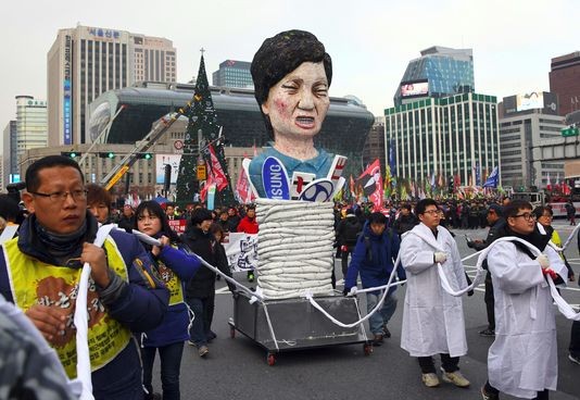 Un vote sur la destitution de la présidente sud-coréenne le 9 décembre - ảnh 1